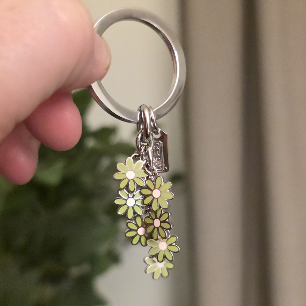 Coach Dainty Daisy Cluster Keychain - Lime & Pastel Flowers